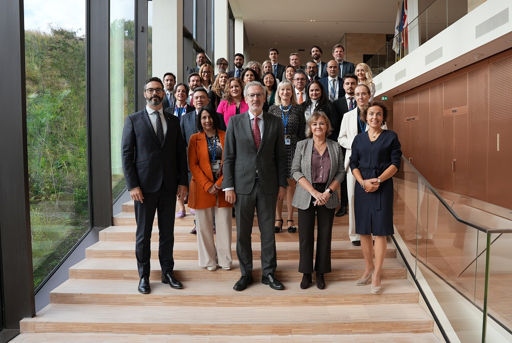 participatns to the meeting