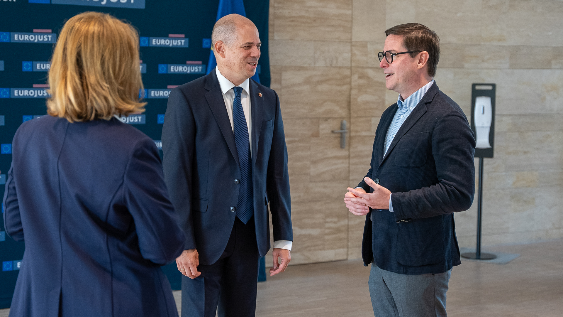 President Michael Schmid welcomed Mr Gábor Bálint Nagy, Prosecutor General of Hungary to Eurojust’s headquarters