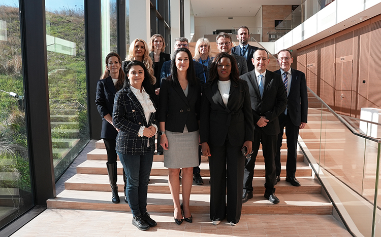 Vice-President Margarita Šniutytė-Daugėlienė welcomed a delegation of Members of European Parliament from the European Conservatives and Reformists Group, led by MEP Assita Kanko, to Eurojust’s headquarters.