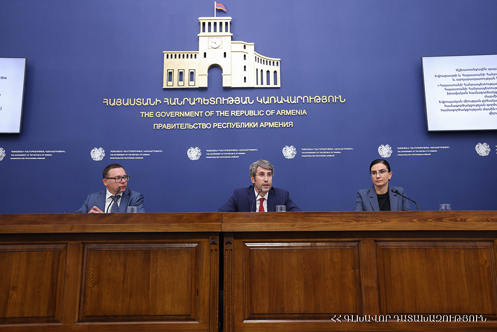 President Hamran travels to Armenia