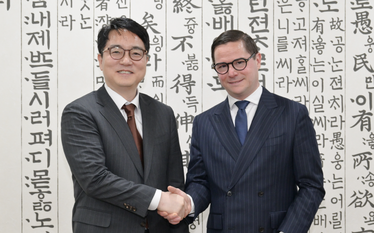 Seoul meeting