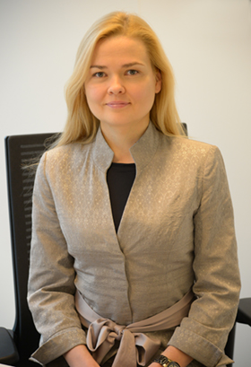 Laura Vaik