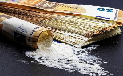 drugs and bank notes
