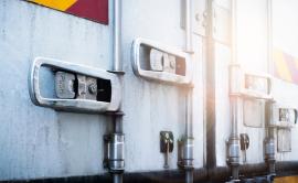 Cargo lock migrant smuggling