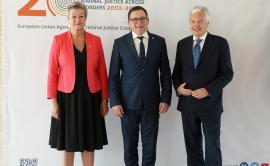 European Commissioners for Justice and Home Affairs, Mr Didier Reynders (right) and Ms Ylva Johansson(left), Eurojust President Ladislav Hamran (centre)