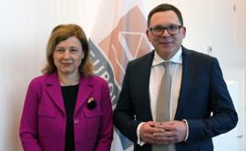 Ms Věra Jourová and Mr Ladislav Hamran